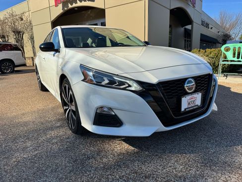 Used 2022 Nissan Altima 2.5 SR image 6