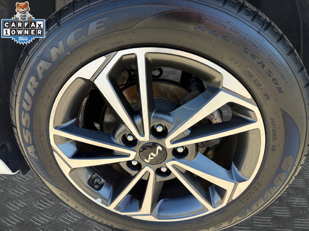 Certified 2023 Kia Forte LXS FWD image 23