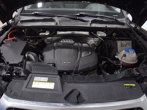 Used 2018 Audi Q5 2.0T Premium Plus w/ Premium Plus Package image 37