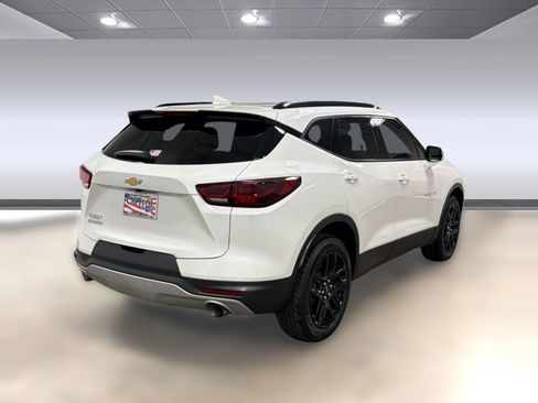 Used 2023 Chevrolet Blazer LT FWD image 8