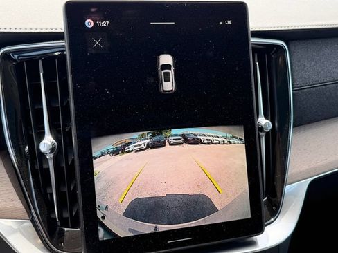 New 2026 Volvo XC90 B5 Core AWD/4WD image 21