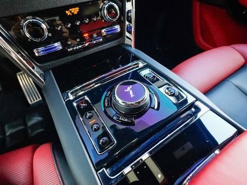 Used 2023 Rolls-Royce Cullinan Sport Utility w/ Cullinan Package image 64