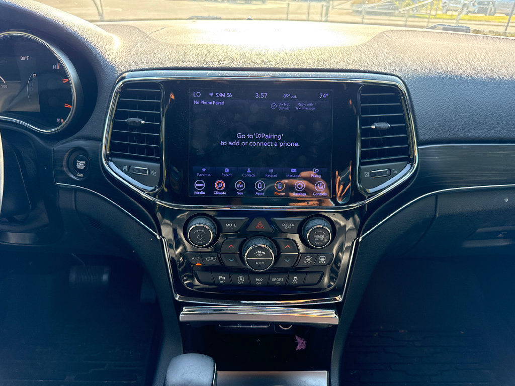 Used 2020 Jeep Grand Cherokee Limited w/ Premium Lighting Group AWD/4WD image 18