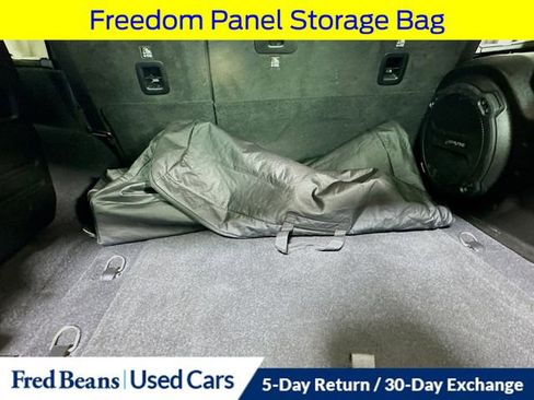 Used 2022 Jeep Wrangler Unlimited Sahara w/ Cold Weather Group image 31