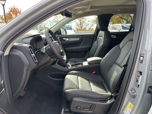 New 2026 Volvo XC40 B5 Plus w/ Protection Package Premier image 13