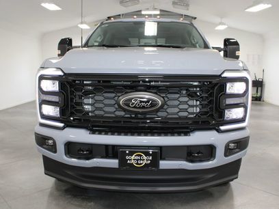 New 2026 Ford F350 Lariat w/ Black Appearance Package