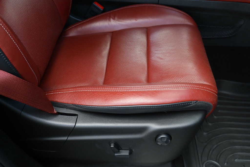 Used 2023 Dodge Durango SRT AWD/4WD image 28
