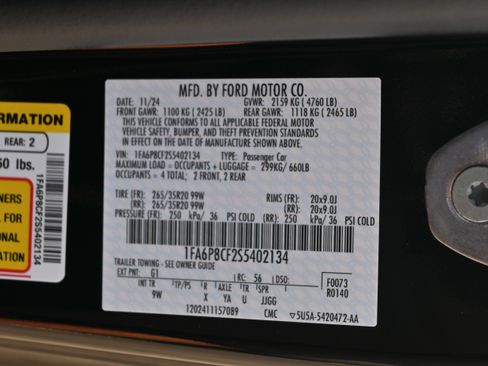 Used 2025 Ford Mustang GT Premium image 39