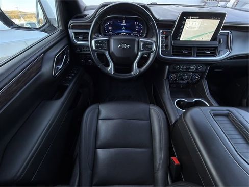 Used 2023 Chevrolet Tahoe Z71 w/ Luxury Package image 12