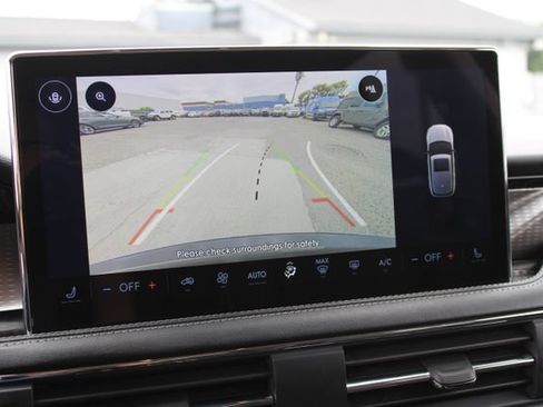 Used 2023 Lincoln Corsair Reserve FWD image 30