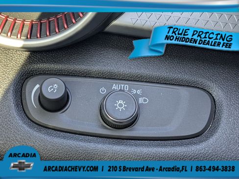 Certified 2025 Chevrolet Trax RS w/ Driver Confidence Package FWD image 24