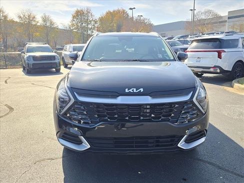 Used 2024 Kia Sportage EX image 8