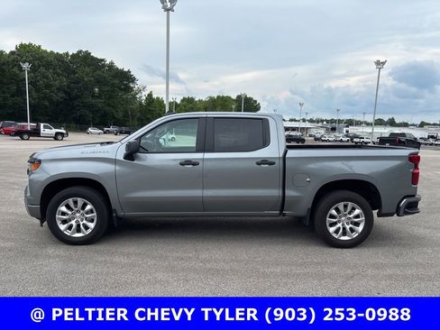 Used 2026 Chevrolet Silverado 1500 Custom RWD image 4