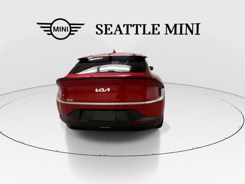 Used 2024 Kia EV6 Light image 10