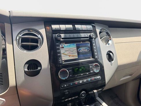 Used 2014 Ford Expedition Limited w/ Equipment Group 301A RWD image 22