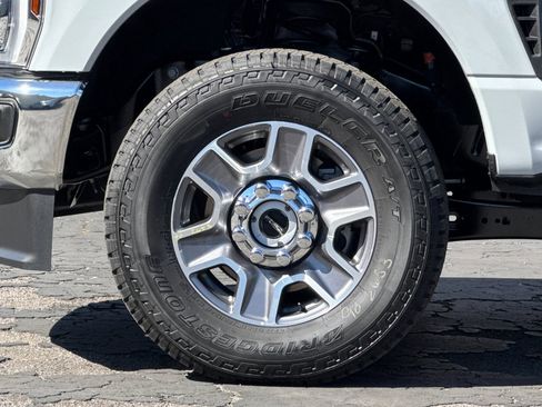 New 2026 Ford F250 Lariat w/ FX4 Off-Road Package AWD/4WD image 32
