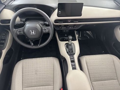 Certified 2026 Honda HR-V LX image 29