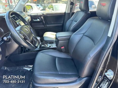 Used 2019 Toyota 4Runner TRD Off-Road Premium AWD/4WD image 10