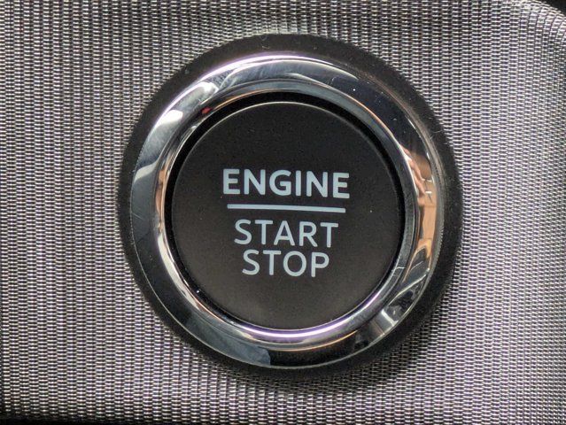 Used 2024 Ford F350 Platinum w/ FX4 Off-Road Package AWD/4WD image 29