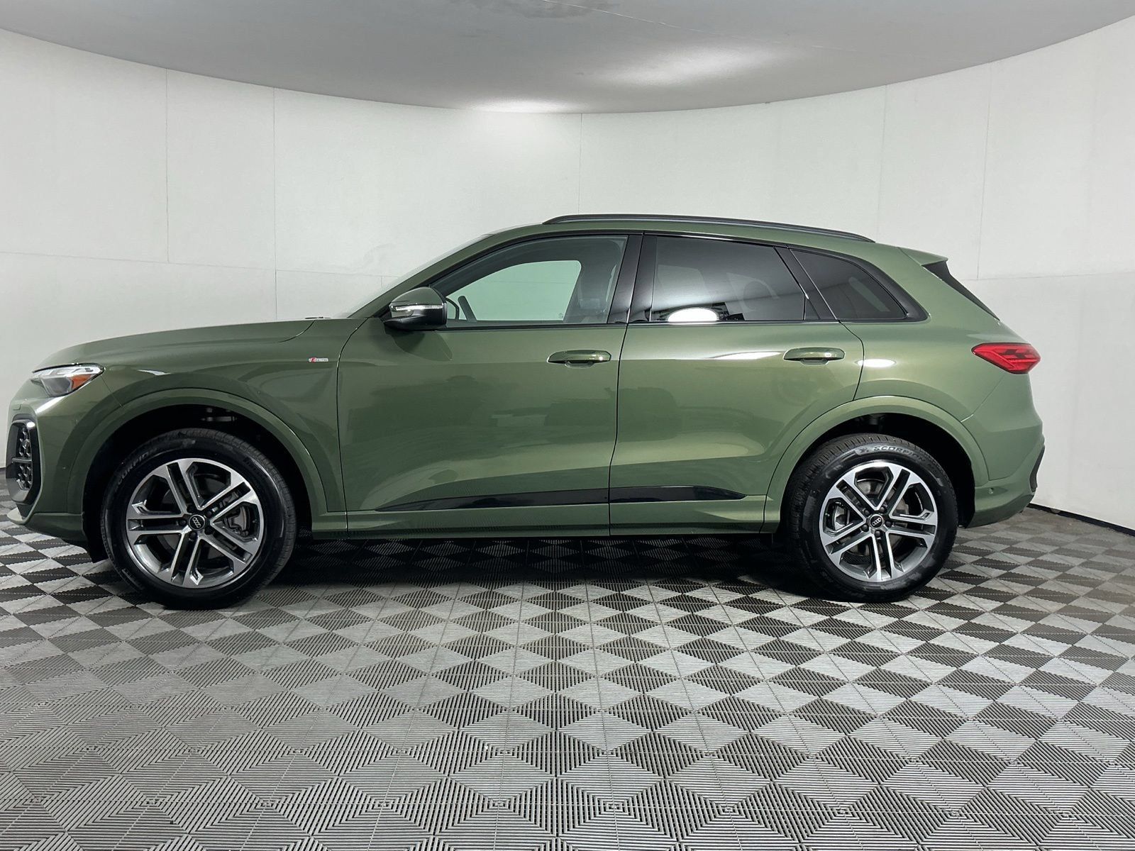 New 2026 Audi Q5 2.0T AWD/4WD image 4