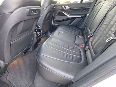 Used 2019 BMW X5 xDrive40i w/ M Sport Package image 33
