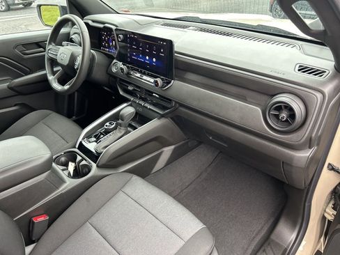 Used 2024 Chevrolet Colorado Trail Boss w/ Advanced Trailering Package AWD/4WD image 46
