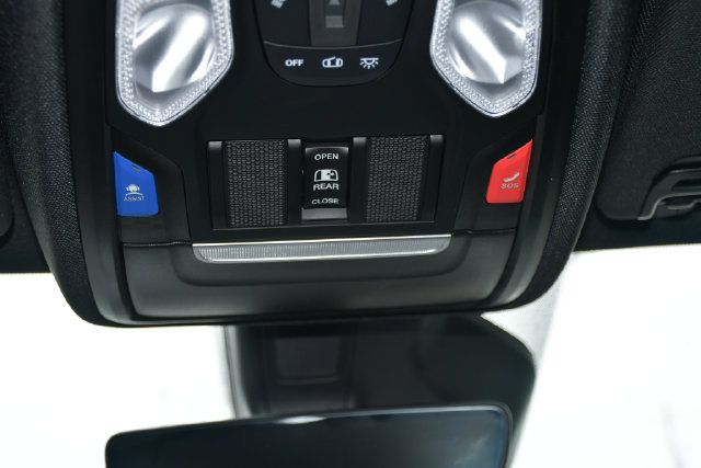 Used 2025 RAM 1500 Big Horn AWD/4WD image 35