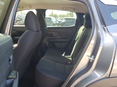 Certified 2025 Nissan Kicks S image 11