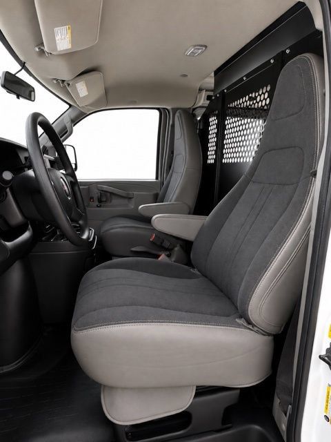 Used 2025 GMC Savana 2500 w/ Driver Convenience Package RWD image 17