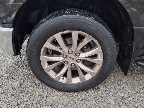 Used 2015 Ford F150 XLT w/ Equipment Group 302A Luxury image 36