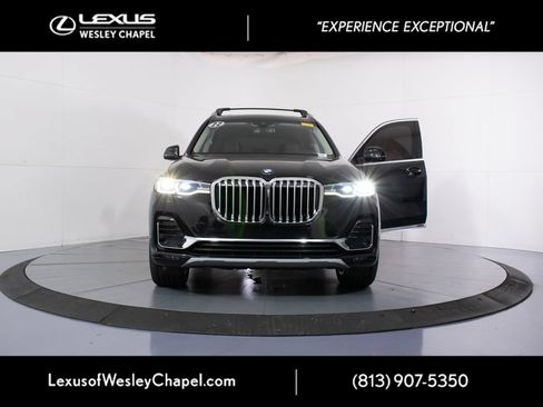 Used 2022 BMW X7 xDrive40i w/ Parking Assistance Package AWD/4WD image 24
