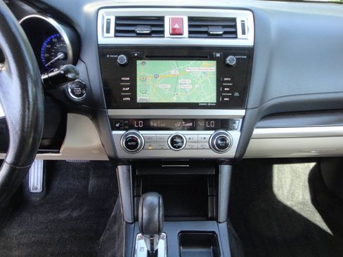 Used 2015 Subaru Legacy 2.5i Limited AWD/4WD image 8