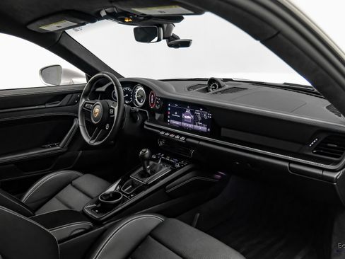 Used 2024 Porsche 911 GT3 image 44