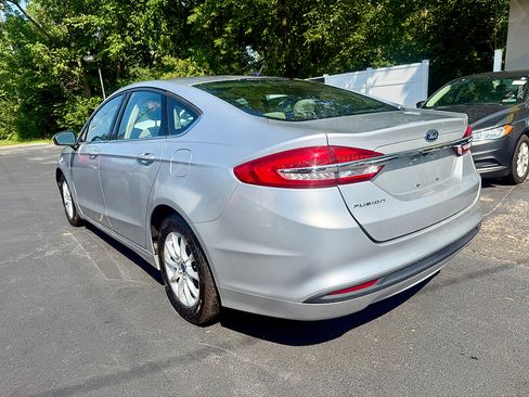 Used 2017 Ford Fusion S FWD image 6