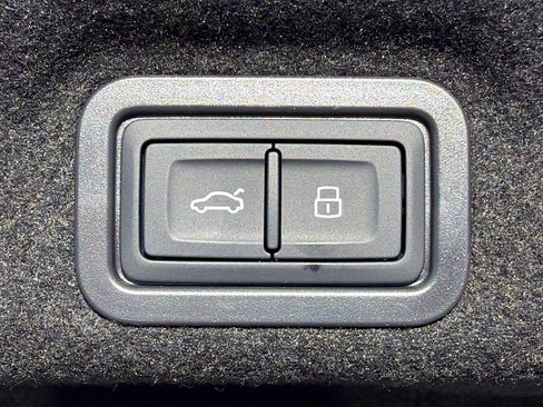 New 2026 Audi A6 Premium Plus image 13