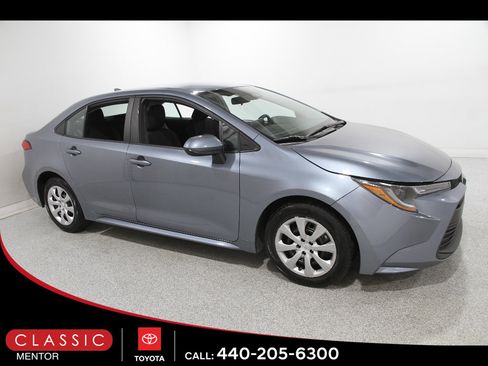 Used 2023 Toyota Corolla LE image 1