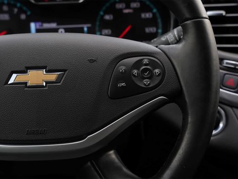 Used 2018 Chevrolet Impala LT image 11