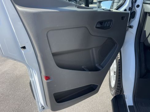 Used 2024 Ford Transit 250 Low Roof w/ Exterior Upgrade Package image 17