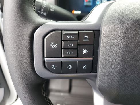 Used 2025 Ford F150 Lariat w/ Equipment Group 502A High image 22