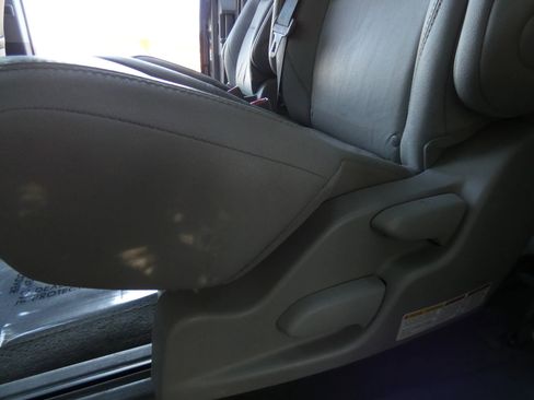 Used 2017 Toyota Sienna XLE image 48