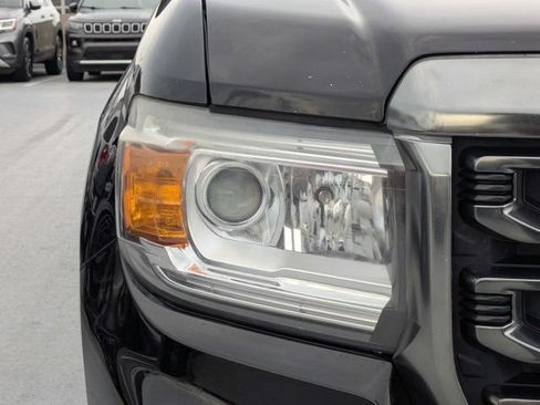 Used 2021 GMC Canyon AT4 w/ Trailering Package AWD/4WD image 9