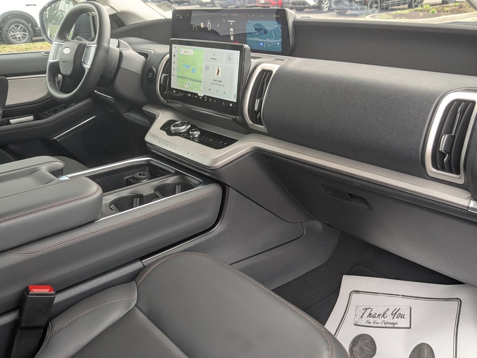 Used 2025 Ford Expedition Active RWD image 42