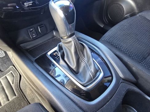 Used 2017 Nissan Rogue Sport S w/ S Appearance Package image 19