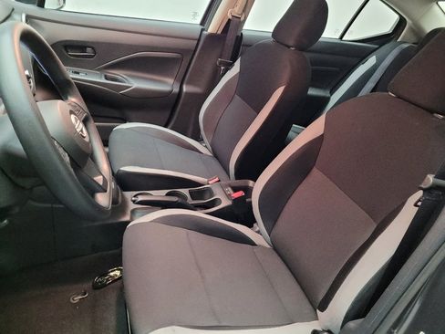 Used 2025 Nissan Versa S w/ Trunk Package FWD image 17