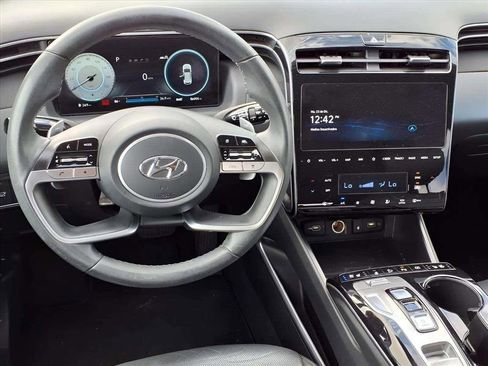 Used 2023 Hyundai Tucson Limited image 13
