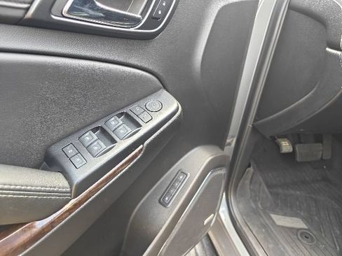 Used 2019 Chevrolet Tahoe LT RWD image 10