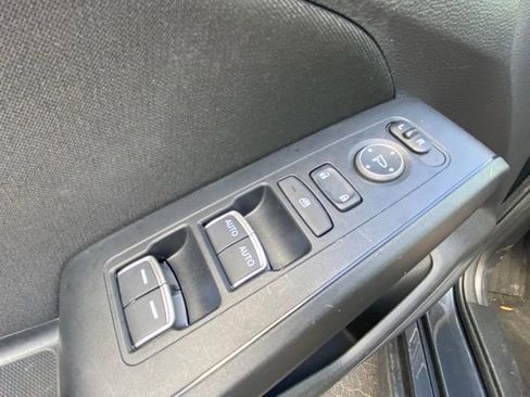 Used 2023 Honda Civic Sport image 19