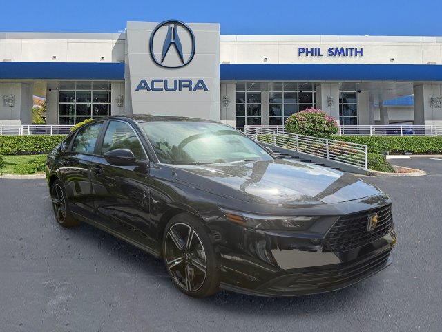 Used 2025 Honda Accord Sport image 3