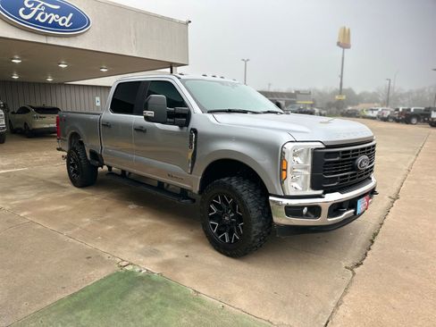 Used 2024 Ford F250 XL w/ XL Off-Road Package image 9