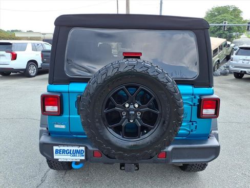 Used 2024 Jeep Wrangler Unlimited AWD/4WD image 5